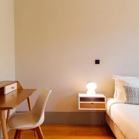 Apartment Trait House *