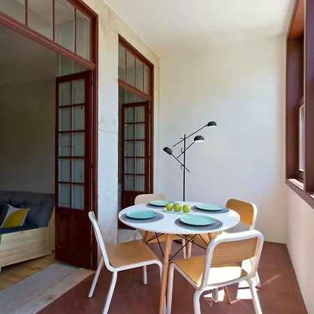 Trait House *